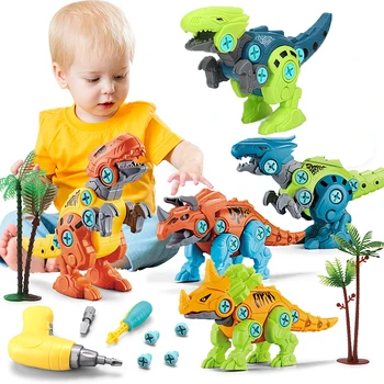 Дети разбирают строительные блоки динозавра Своими руками Разбирают набор игрушек динозавра Собирают модель динозавра Сухие развивающие игрушки